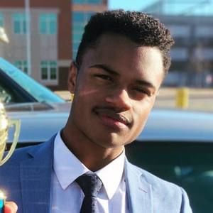 Meet your Posher, Karis